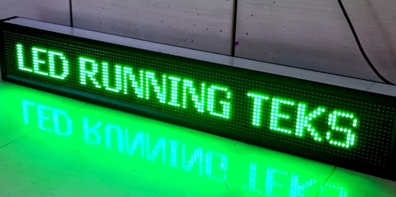 Running-Teks-133-x-21cm-Hijau-2-min